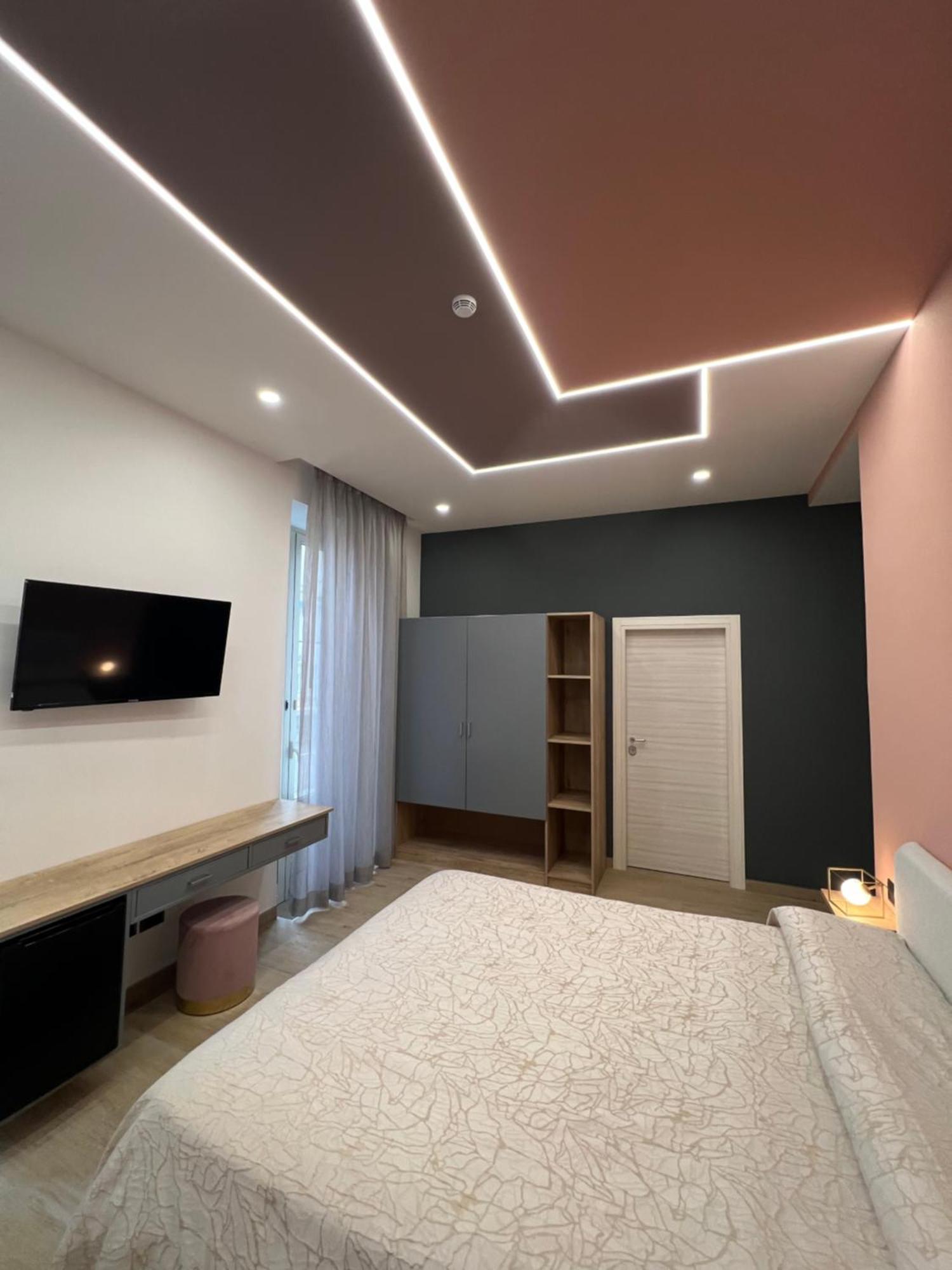 Relais Piazza Del Plebiscito B&B Neapel Exteriör bild