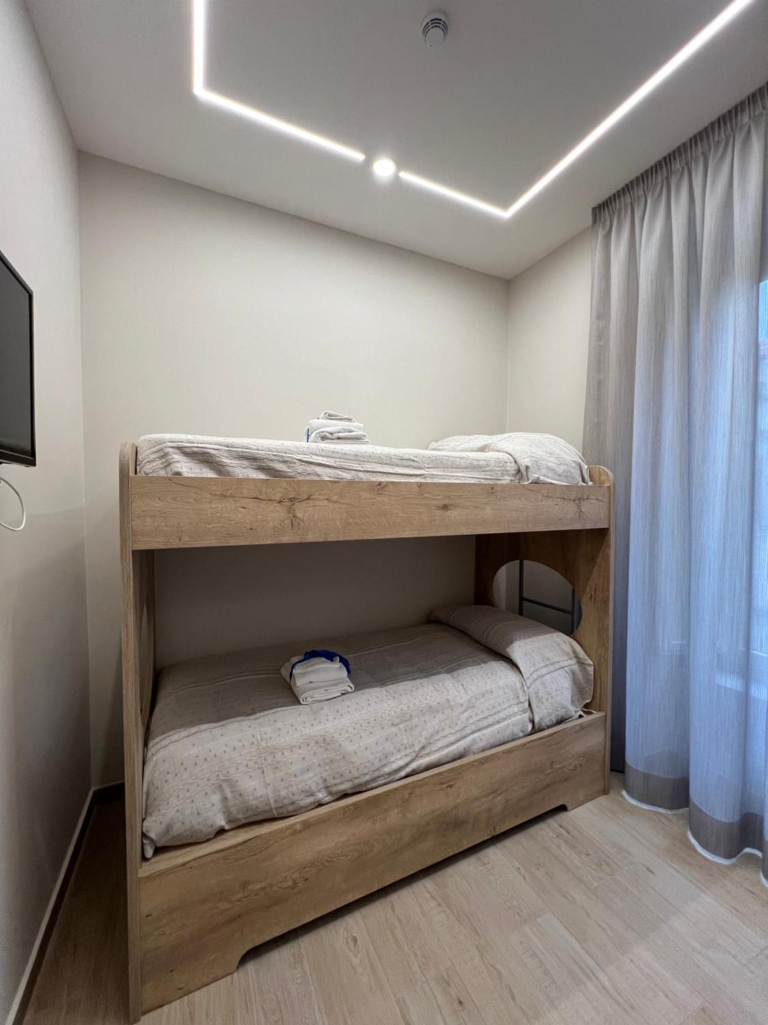 Relais Piazza Del Plebiscito B&B Neapel Exteriör bild