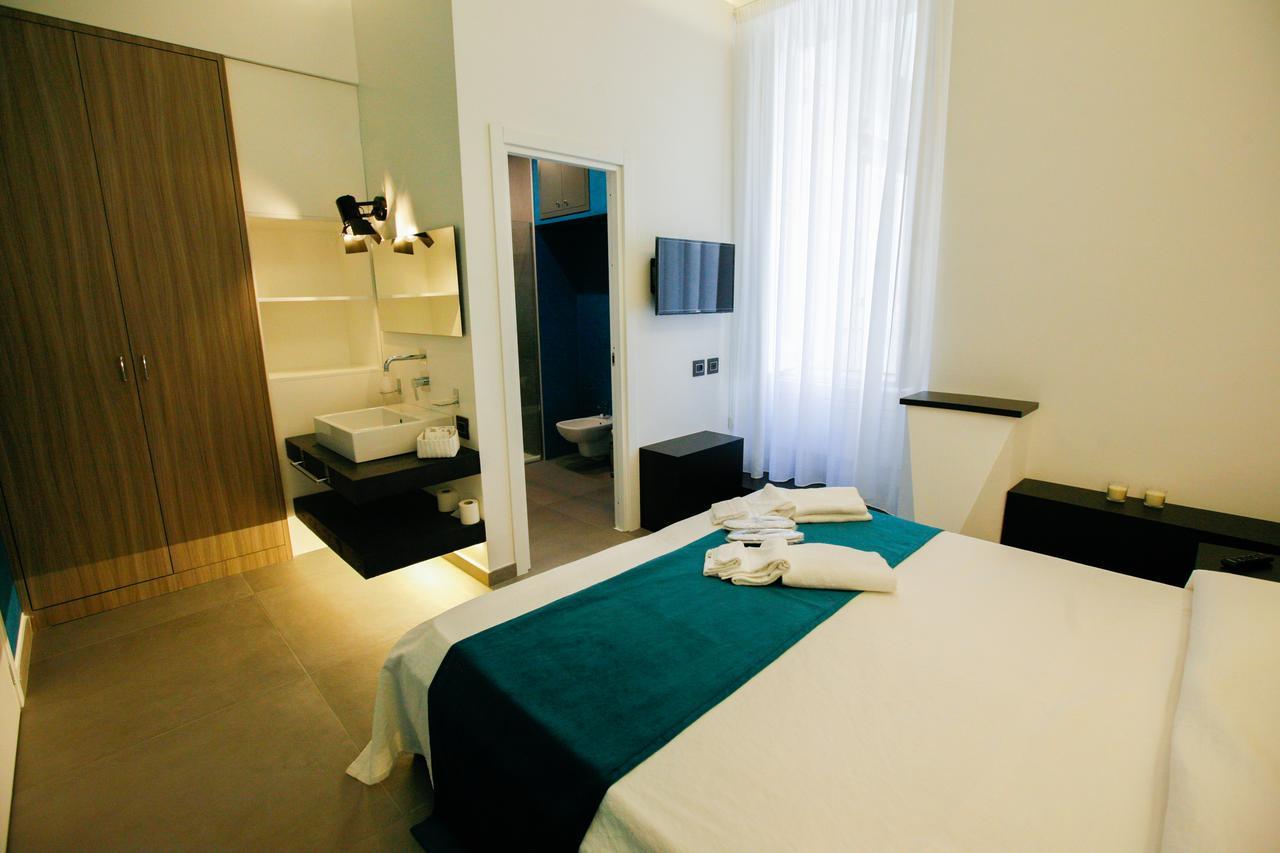 Relais Piazza Del Plebiscito B&B Neapel Exteriör bild