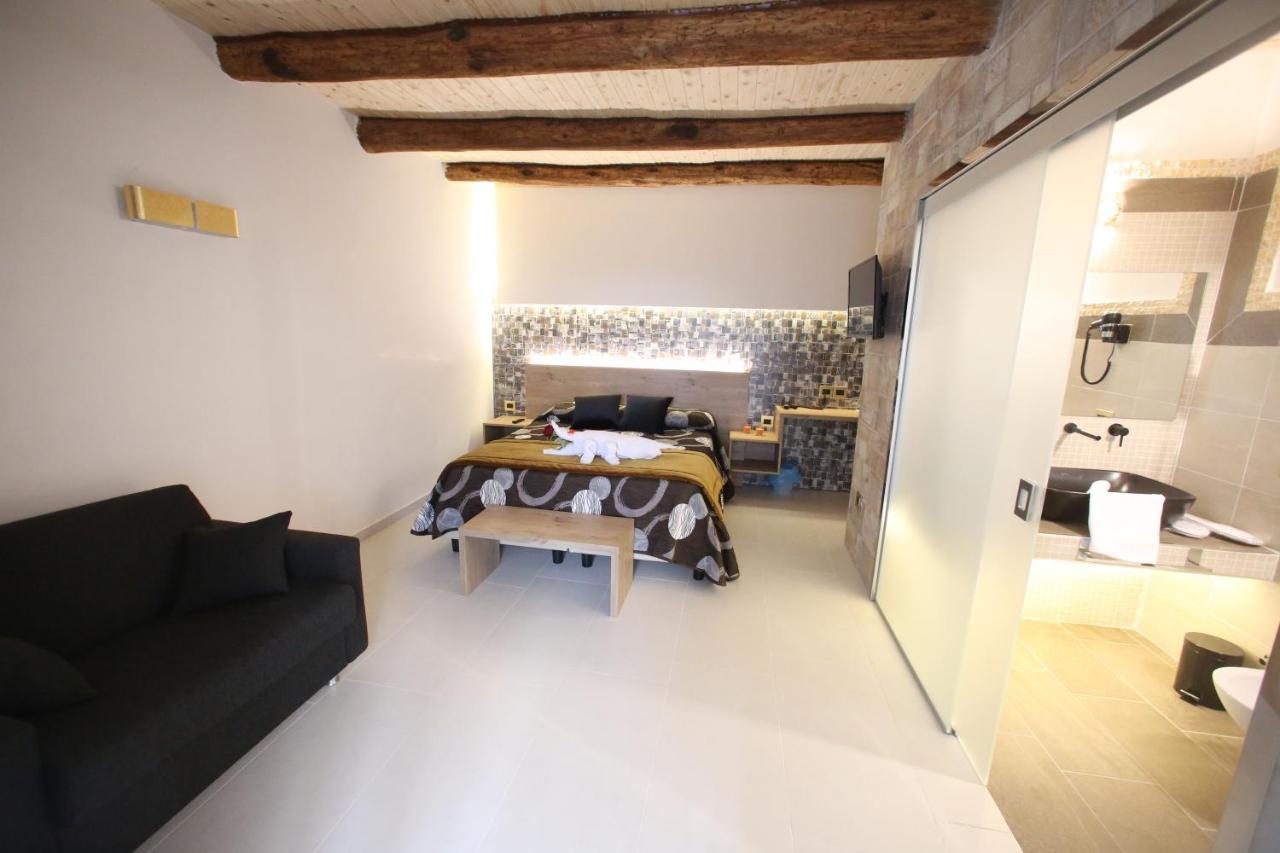 Relais Piazza Del Plebiscito B&B Neapel Exteriör bild