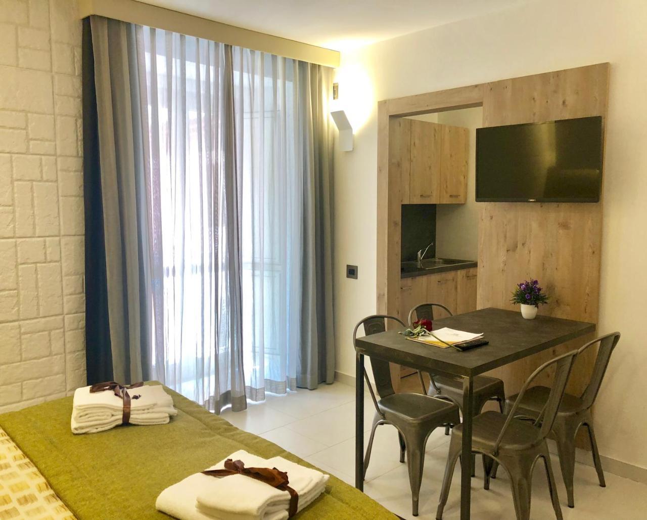 Relais Piazza Del Plebiscito B&B Neapel Exteriör bild