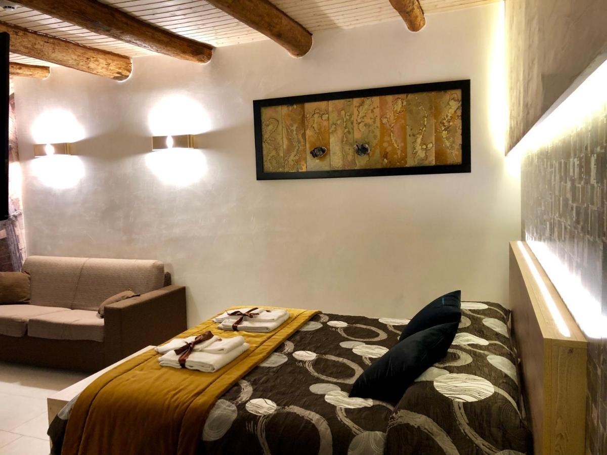 Relais Piazza Del Plebiscito B&B Neapel Exteriör bild